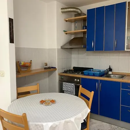Apartment Leko *