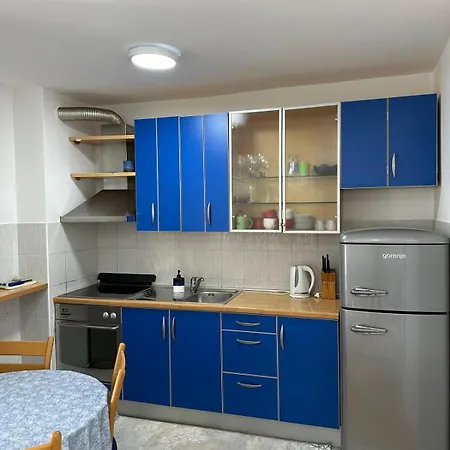 Leko Makarska